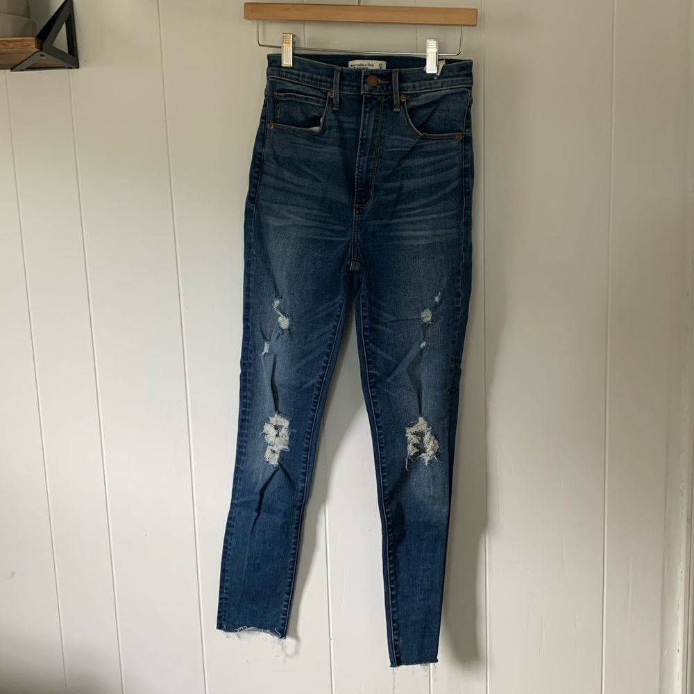 Abercrombie distressed skinny jeans